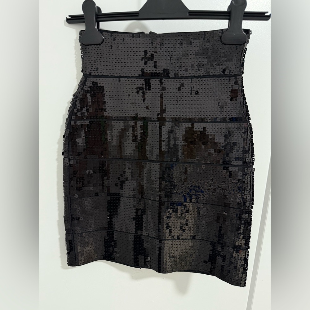 BCBG Max Azria Black Sequin Mini‎ Skirt XS – High Waist, Party Cocktail